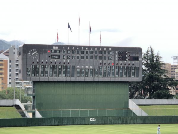【速報】黒瀬高校に3回終了、15対0でリードしています。              引き続きご声援よろしくお願い致します。